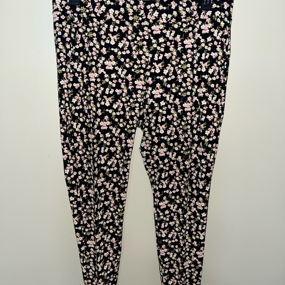 Black&Floral Print Leggings - size 2 - Picture 1 of 3